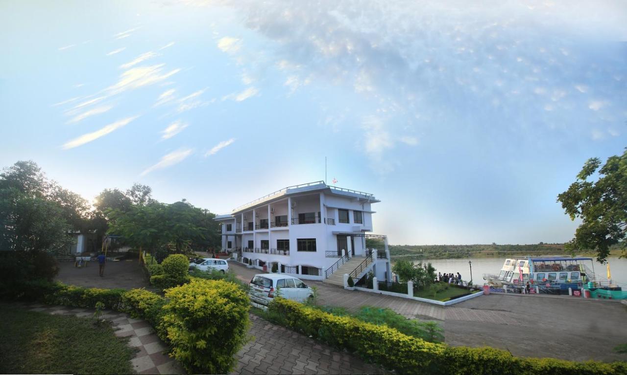 Mpt Maikal Resort, Bargi Eksteriør billede